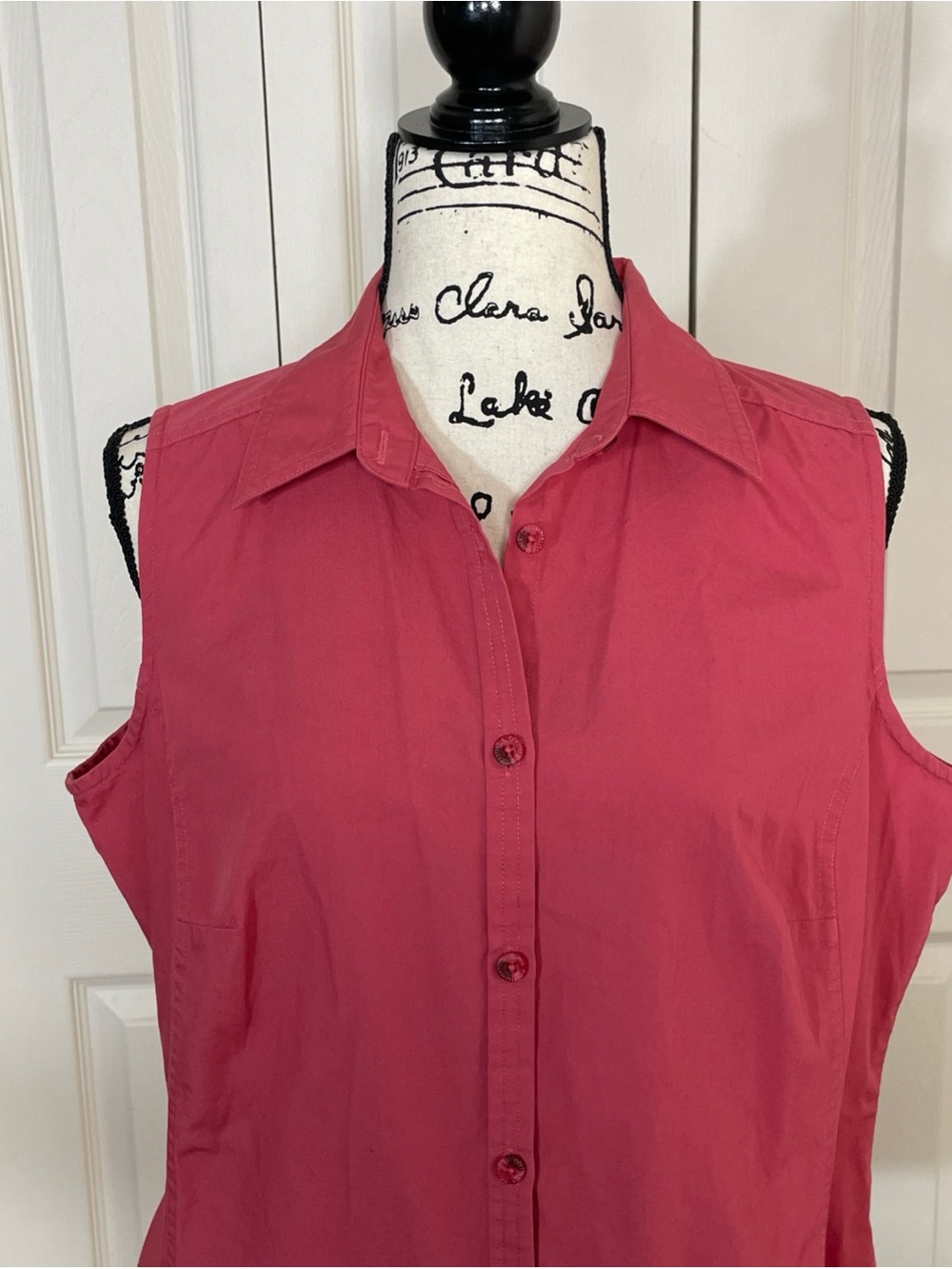 Colombia Sportswear Women's Sleeveless, Button Down, Top Size L 100% Cotton